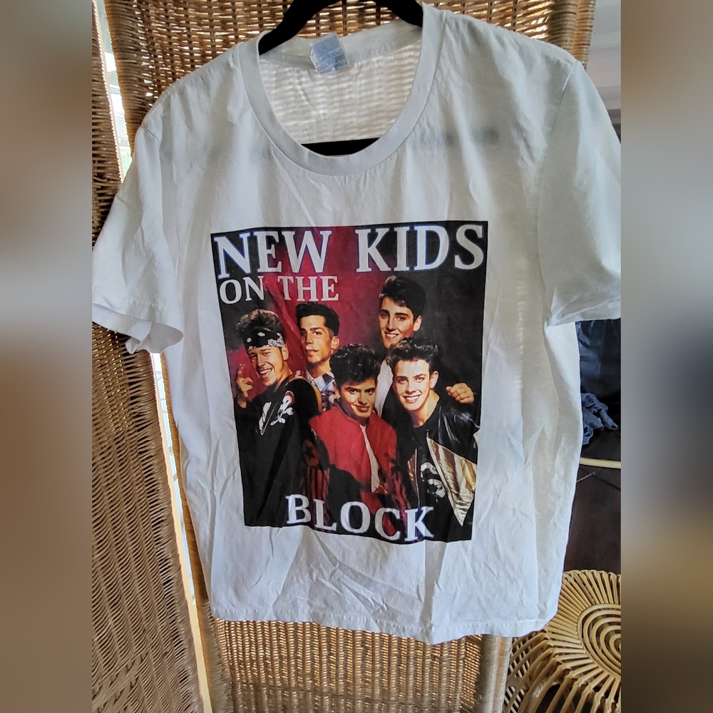 Adult L New Kids on the Block White Graphic Tee w/photo